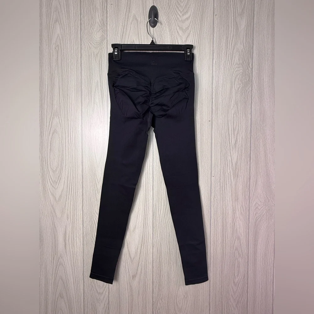 Sculpting Seamless Black Women's Leggings - Picture 3 of 11